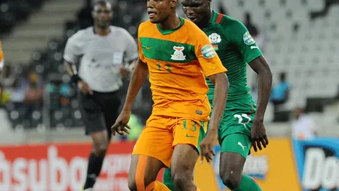 西汉姆联积极追求乔纳森-戴维自由身，与国际米兰、尤文图斯展开竞争