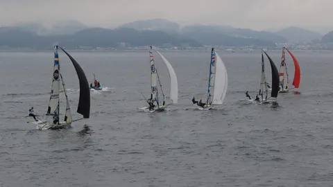 上海队书写CBA新篇章，首次荣获“双冠王”称号